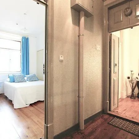 בית אירוח Ledi's Housing ליסבון