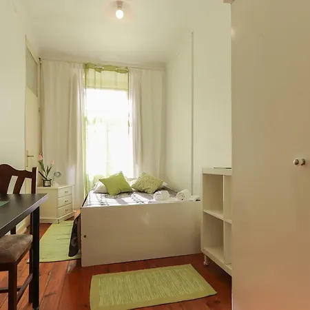 Ledi's Housing Homestay Lisbon