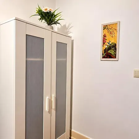 Homestay Ledi's Housing